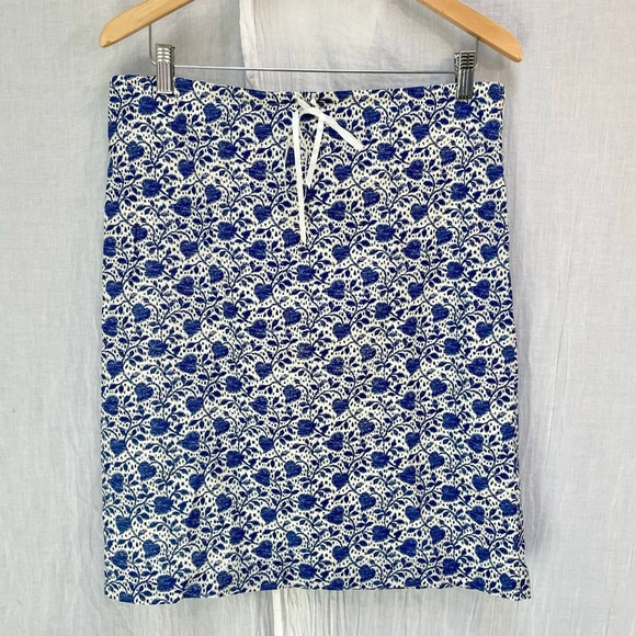 80%OFF❣️ Alex Mill Blue & White Hearts on Vines Print Midi Skirt, XS - Picture 2 of 10